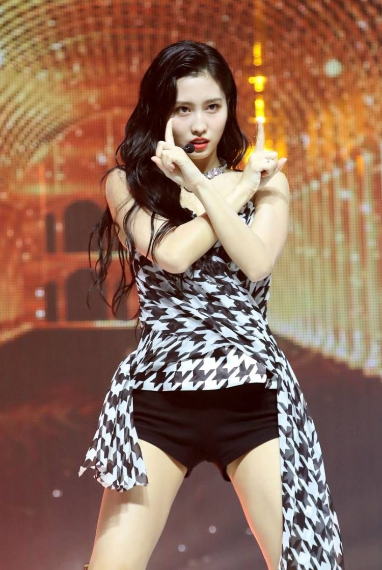 Momo Twice 2020 Figure