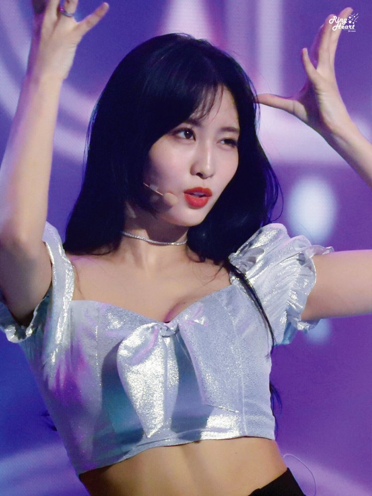 TWICE MOMO GIF