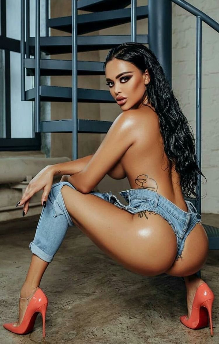 NITA Kuzmina 2019 Naked