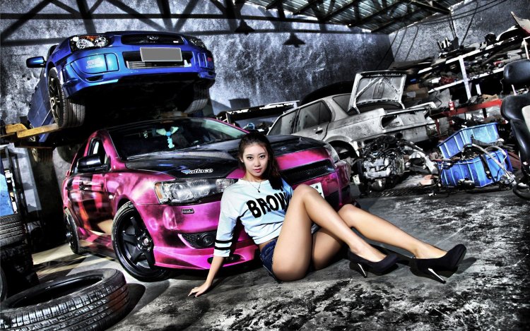 Chicks and Japanese cars