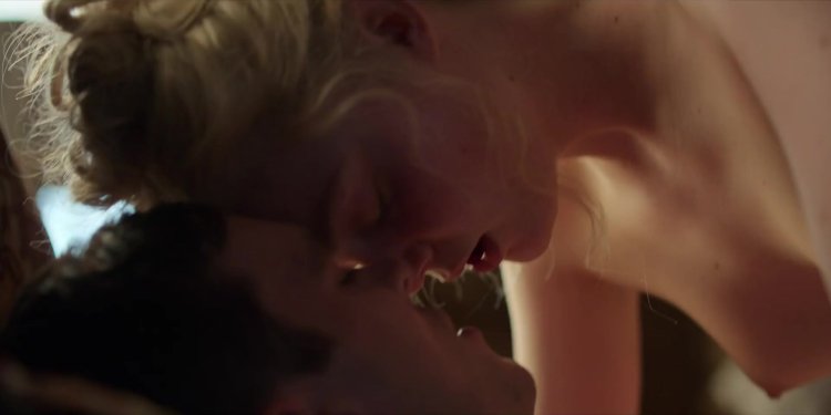 El Fanning series Great Naked