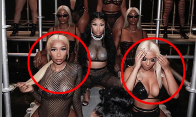 Nicky Minage Naked on stage