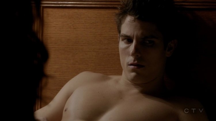 Sean Faris Vampire Diaries Role