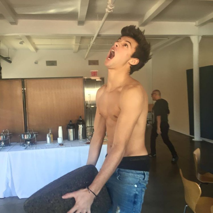 Cameron Dallas 212 Naked