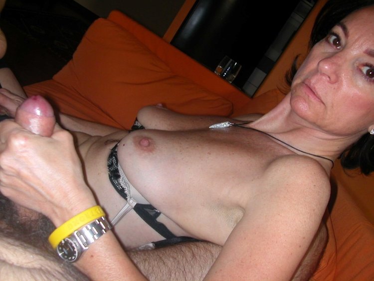 Adolesh member mature amateur