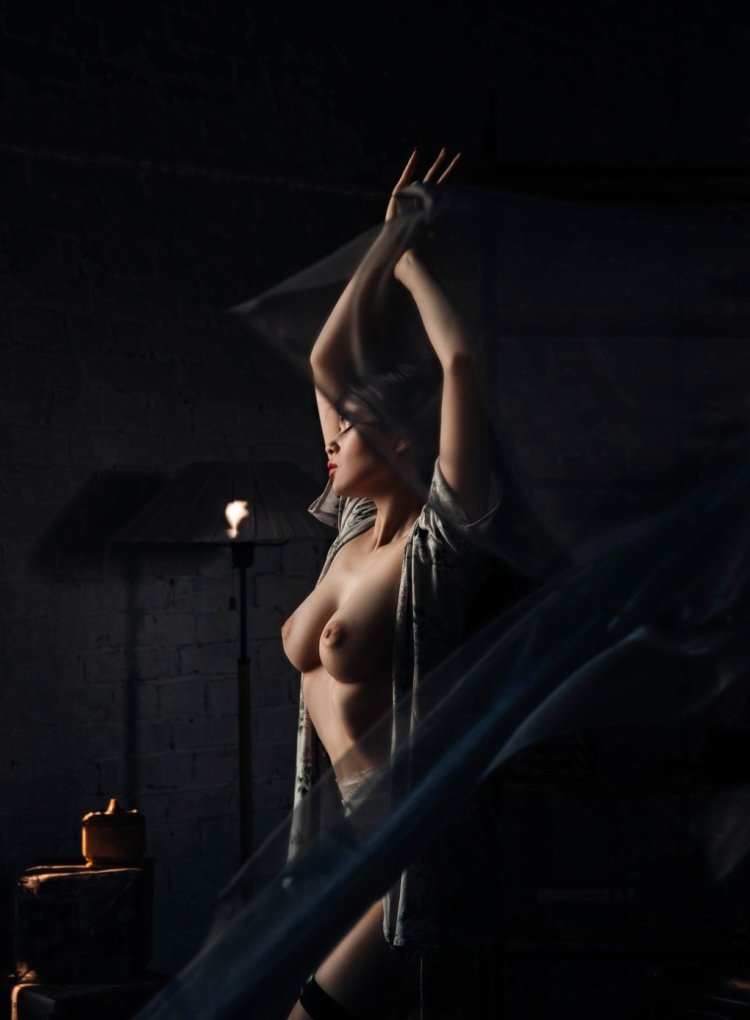 Maya Shakhnazarova naked