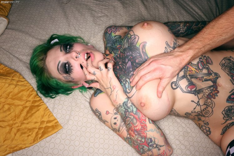 *Porn tattoos Sydnee vicious gif