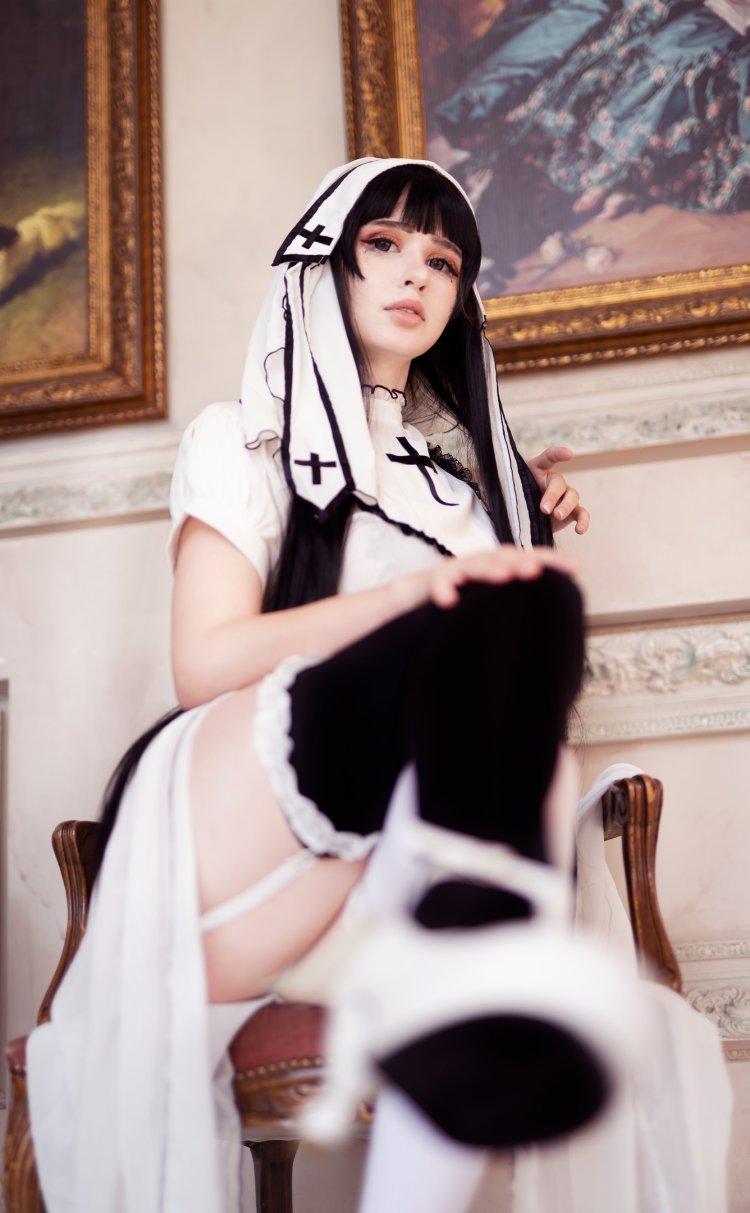 Fraulein Milk Lesya Kus