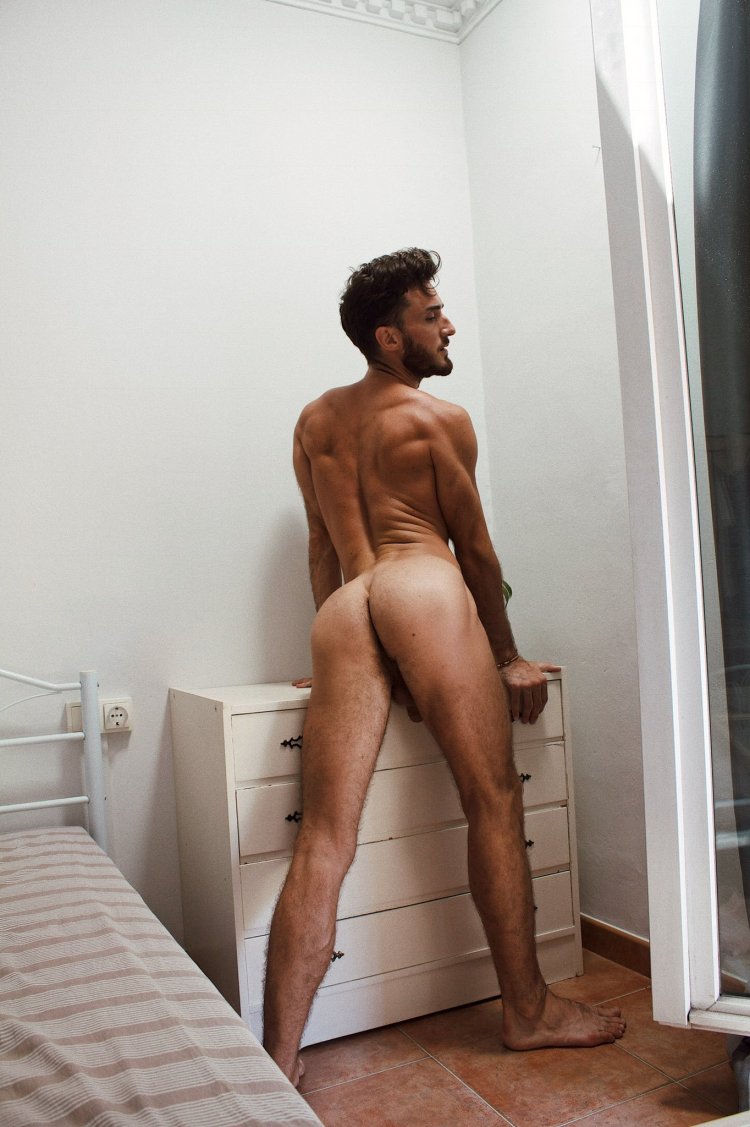 Darron Maurice Batler Naked