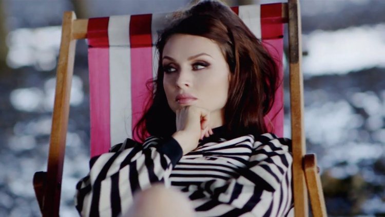 SOPHIE ELLIS-BEXTOR HeARTBREAK
