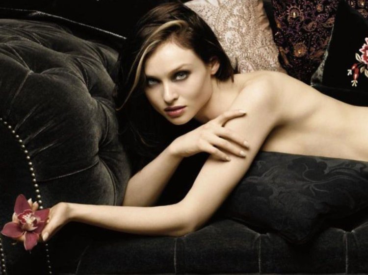 Sofi Mishal Ellis-Bustor