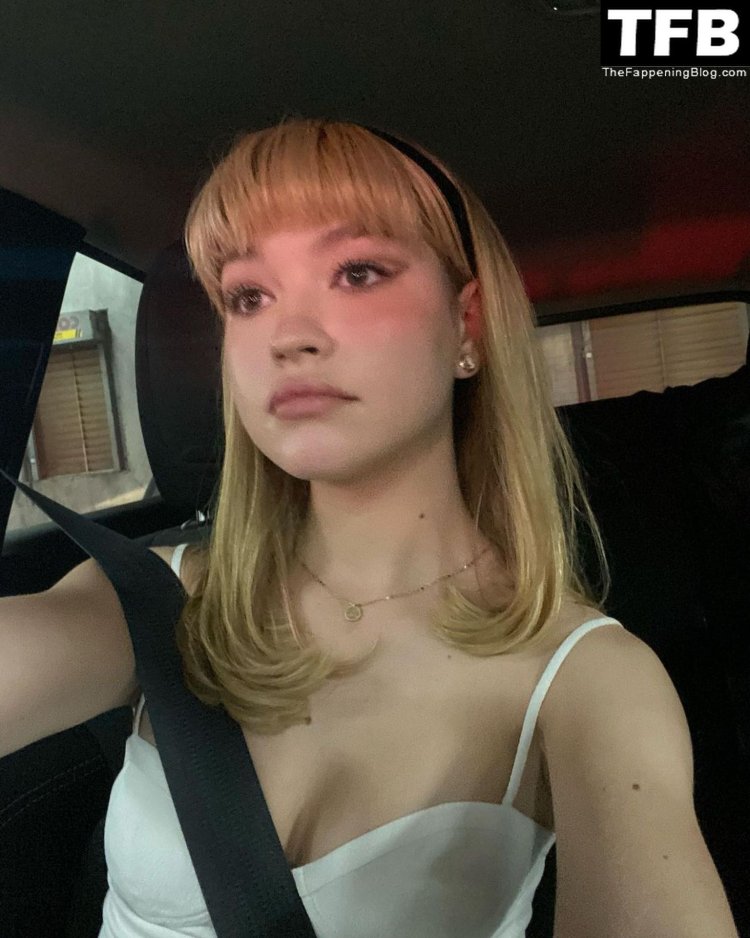 Sadie White Stripchat