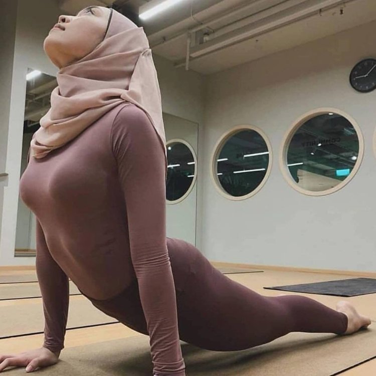 Muslims with big breasts