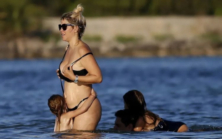 Wanda Nara in a swimsuit