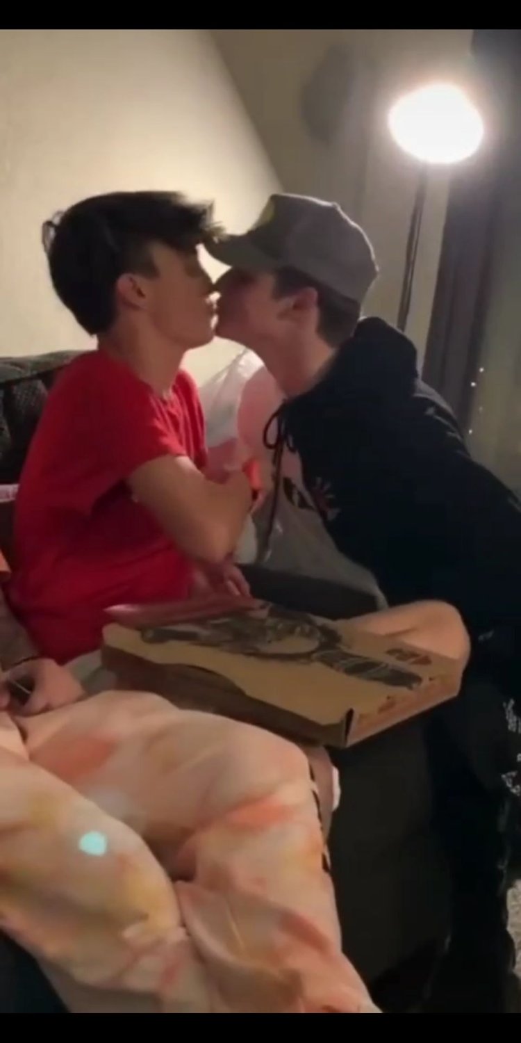 Sheloleeeeeeeeee Naked Tiktlo