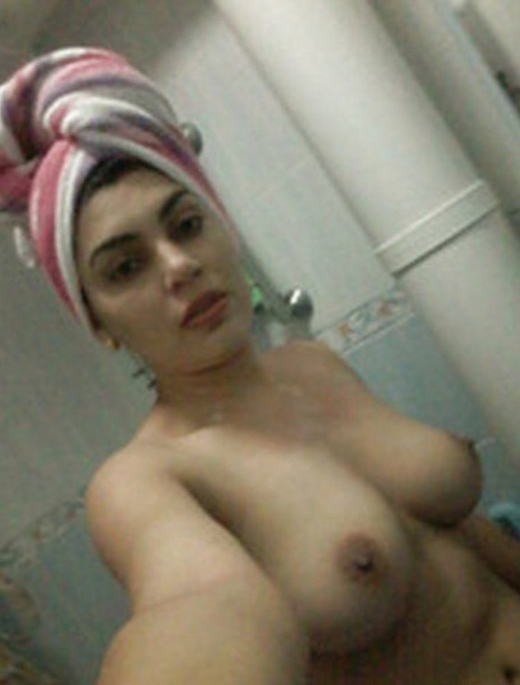 Intimate selfies of Uzbek