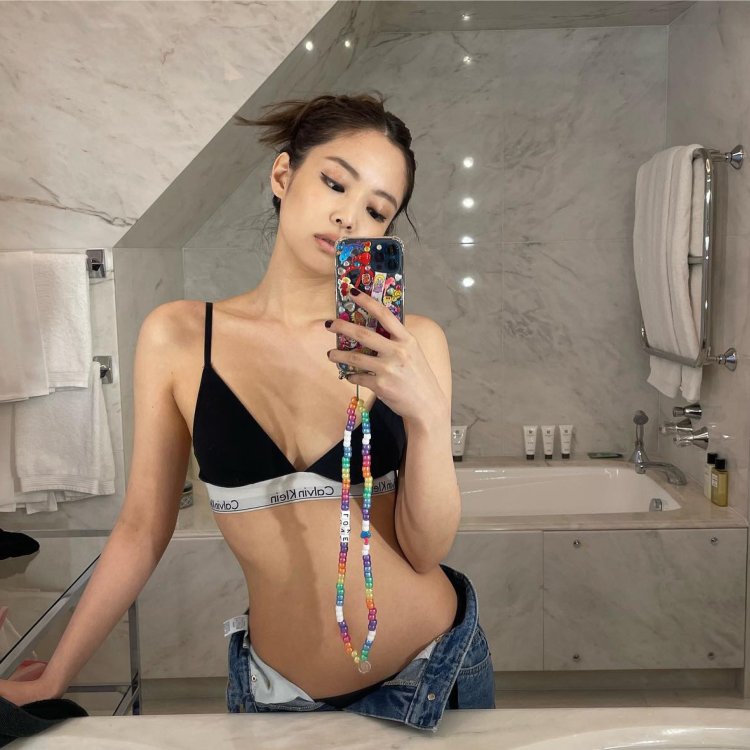 Jenny Kim in underwear