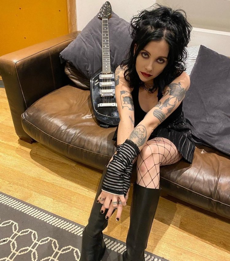 Heather Baron-Gracie Gif