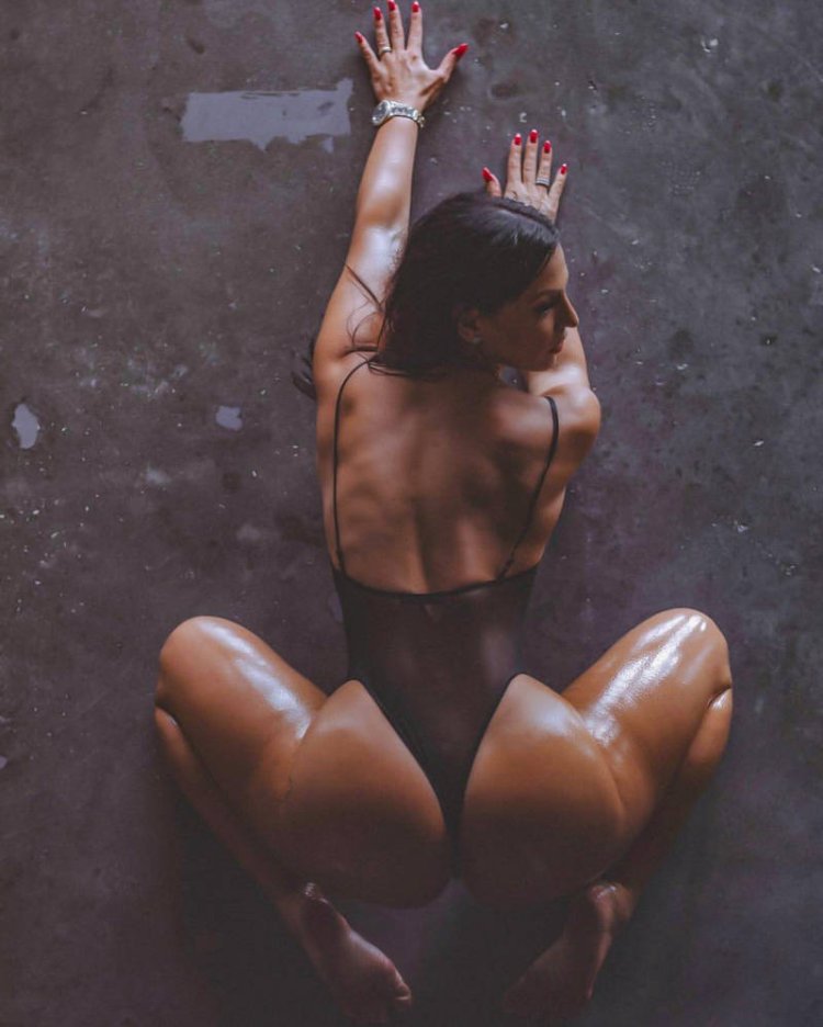 Nadine Kerastase is hot