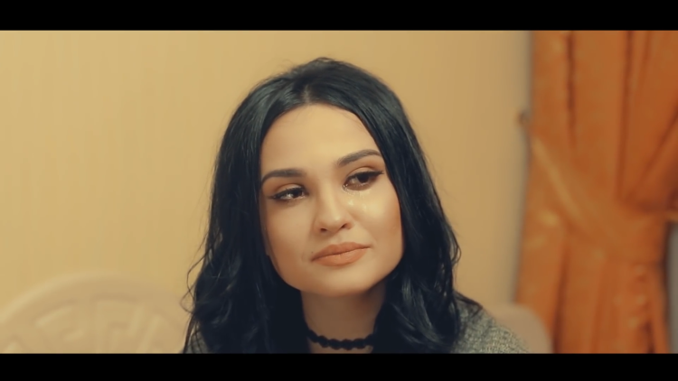 Louise Rasulova in winter photo