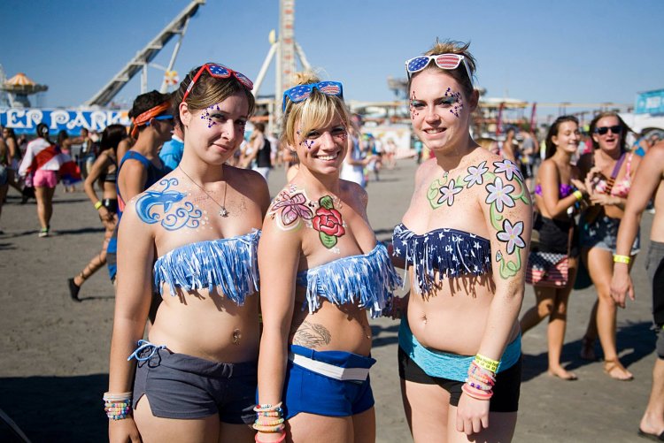 Wnbr Festival Body Painting in England