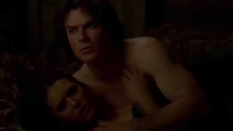 Vampire Diaries Damon and Elena beds