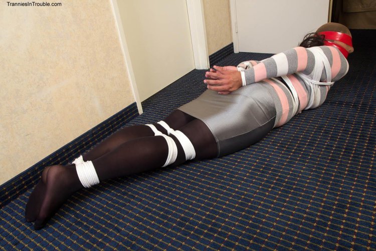 Bondage in pantyhose group