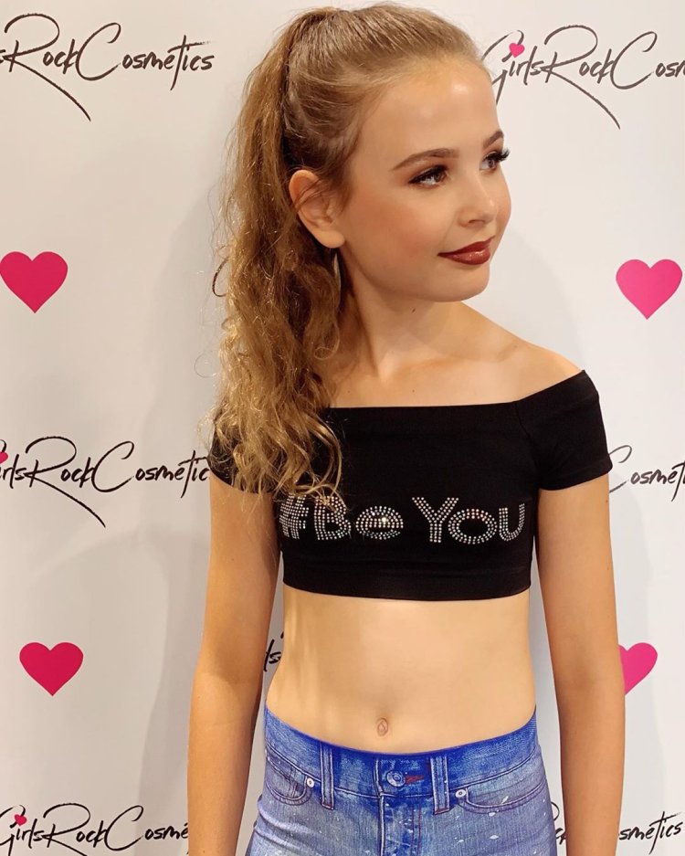 Danatar Taranova Bikini