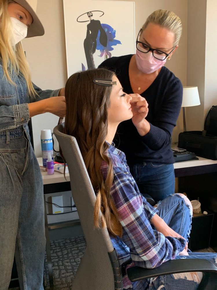 Tickling heel mackenzie foy