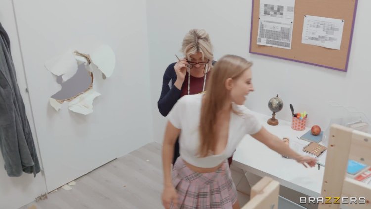 BrazzersexXtra - Jayla de Angelis - The Dorm Inspector is cumming (march 29, 2022) 480p