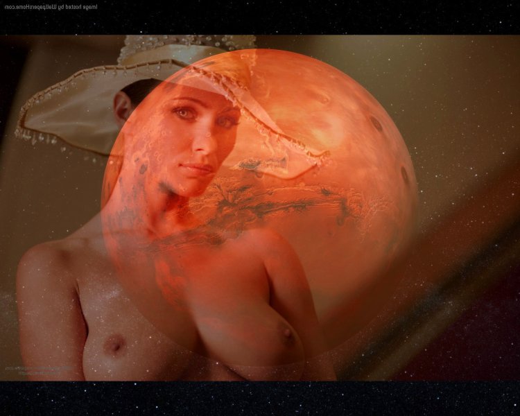 Naked girls on Mars