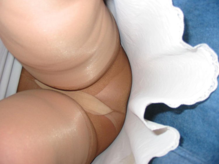 Pantyhose Upskirt Autumn Sex Laying