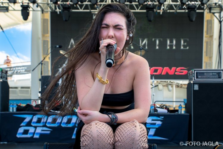 Amaranthe vocalist