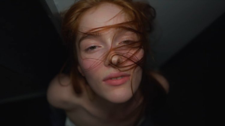 Jia Lisa is transverse