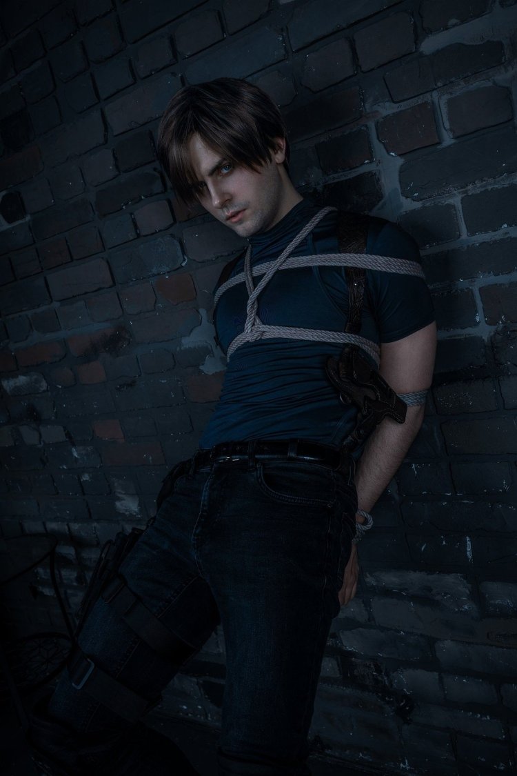 Cosplay Leon Kennedy Grayson