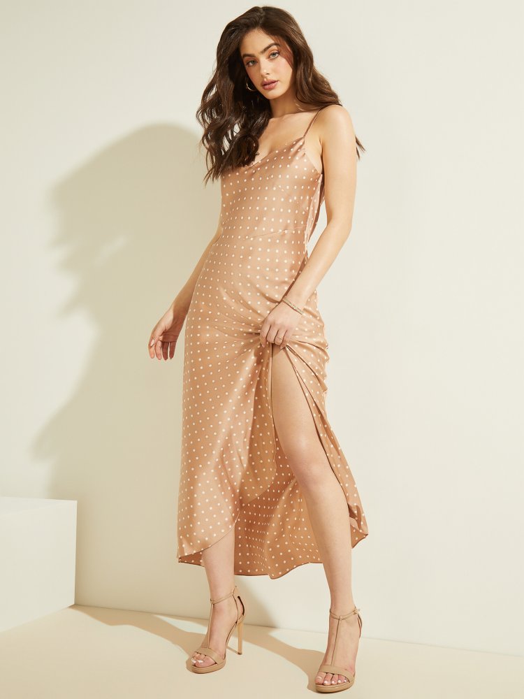 Yael Shelbia Paparazzi