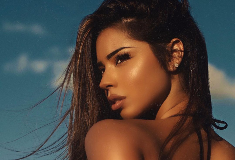 Tiana Musarra in photo shoots