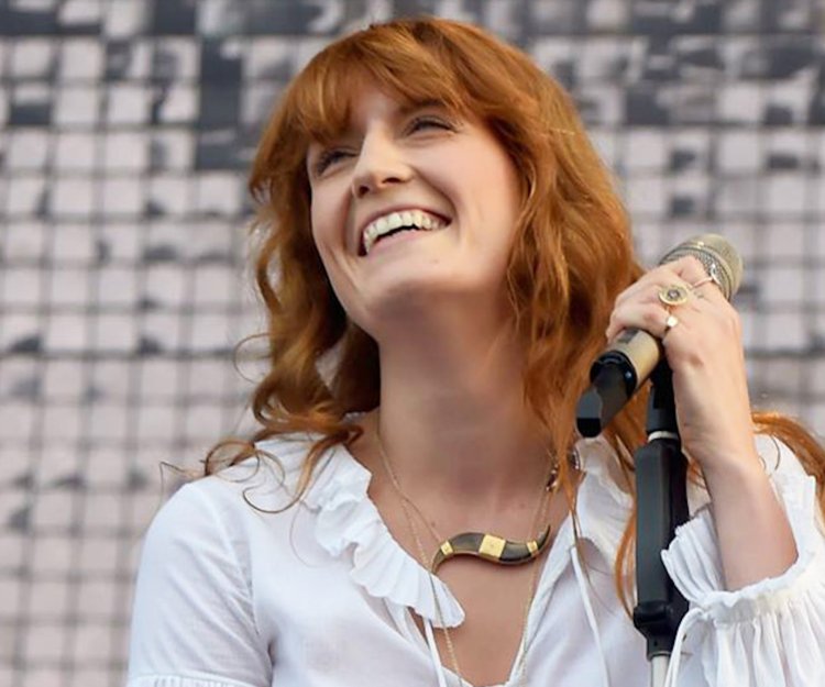 Florence Welch Singing