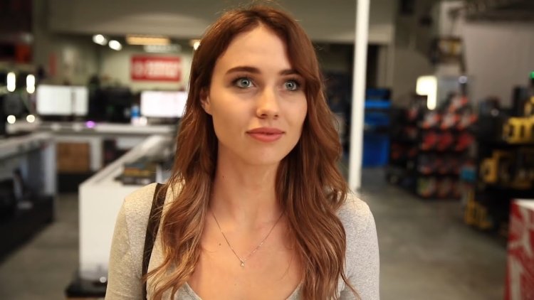 Viva la Dirt League Britt