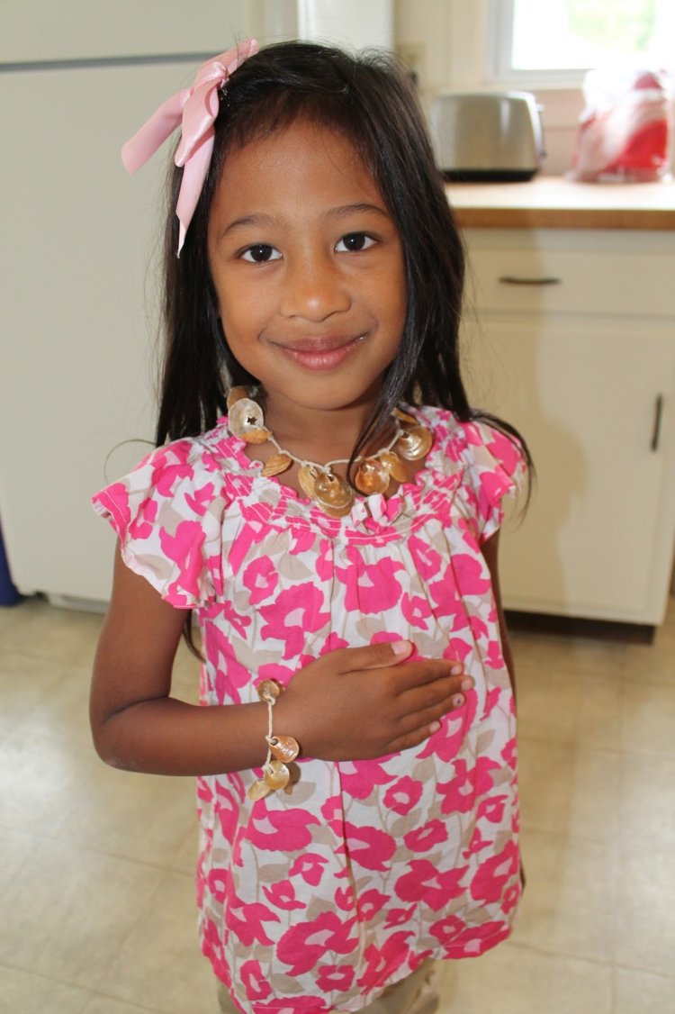 Girl Philippines 10 years old