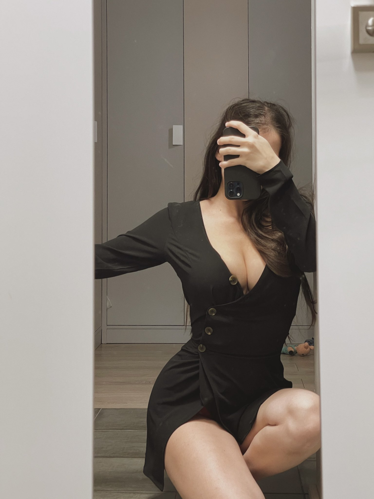 Camilla Karieva Flinnywinnyy