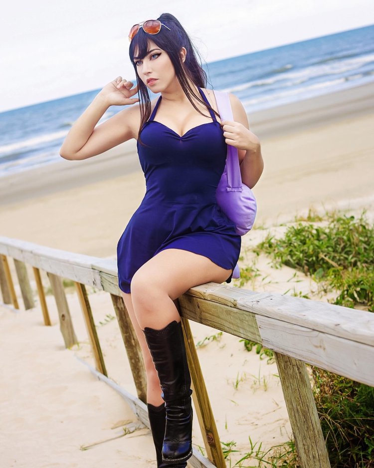 Danielle Vedovelli Nico Robin