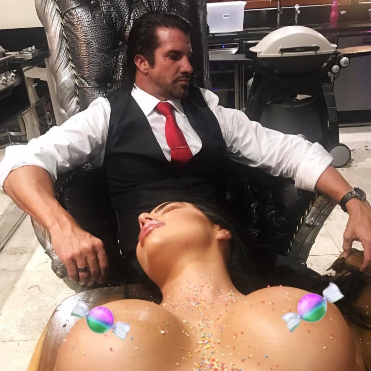 Luciana Bainon Naked boobs