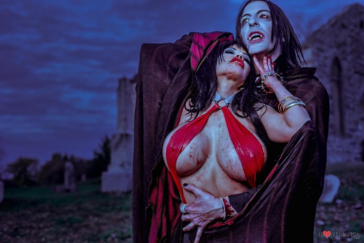 Vampire with big tits