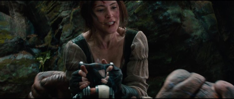 Genzel and Gretel Witch Hunters Giant