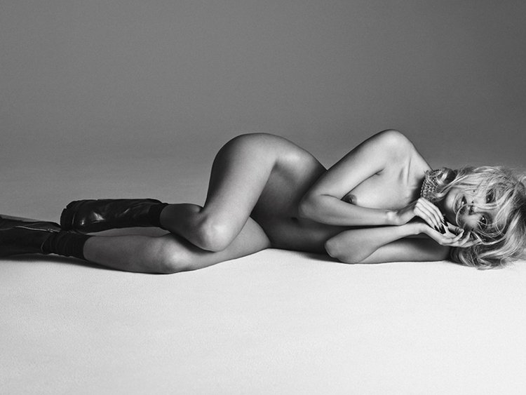 Charlotte Moss Model Naked