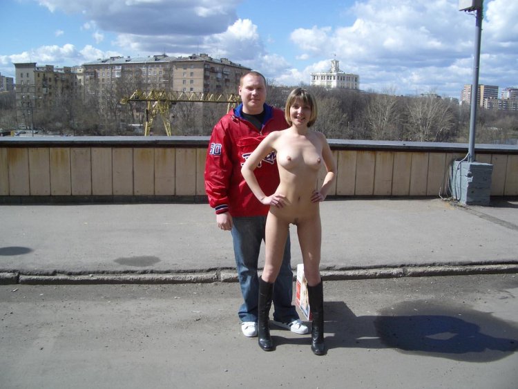 Slim Short-Haired Blonde Totally Naked at City Center Russian