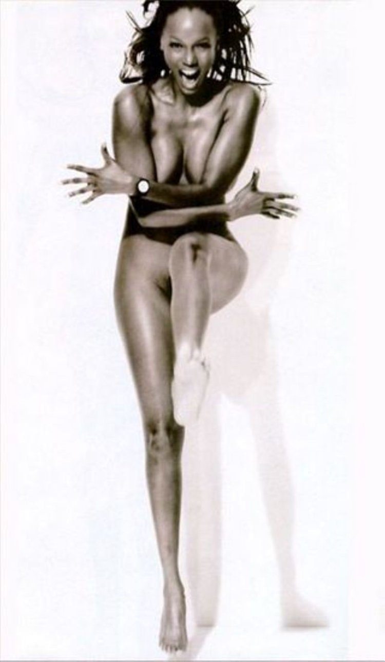 TIRA Banks in your youth nude