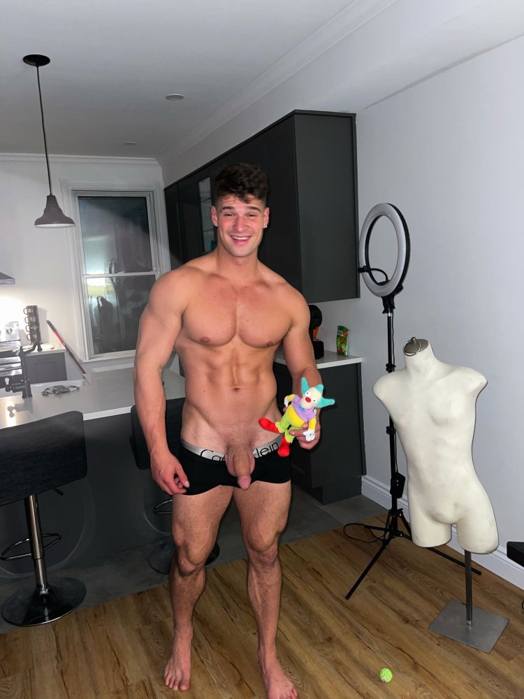 Malik Delgaty passive