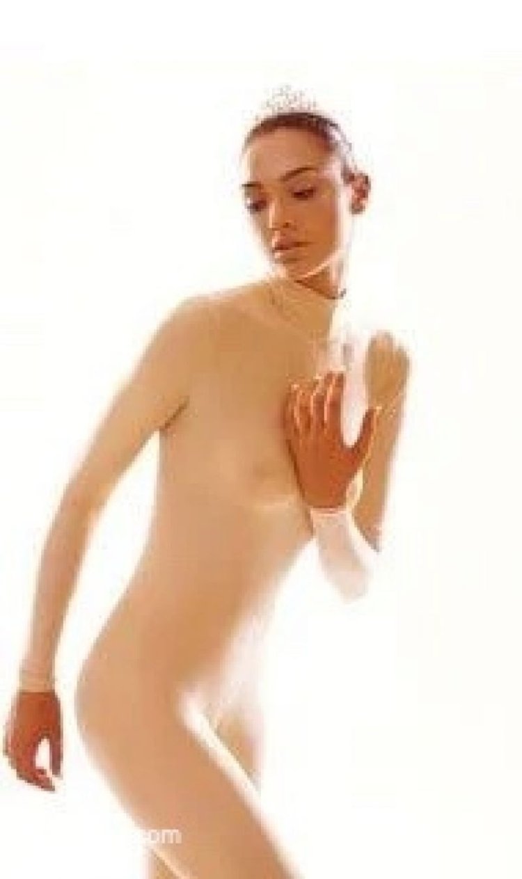 Gal Gadot merged with hackers